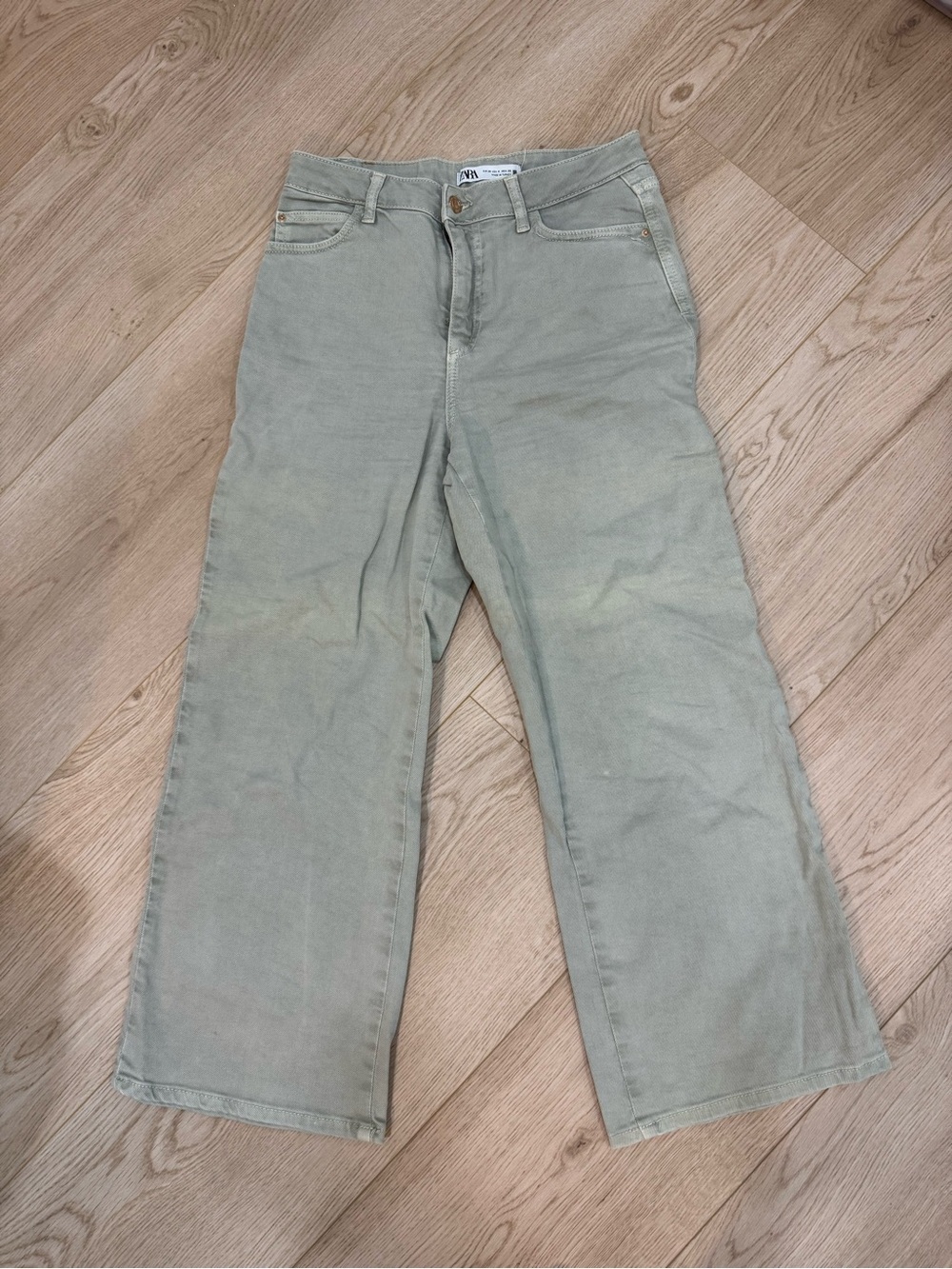 Zara Wide-Leg High-Rise Jeans in Sage Green